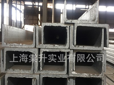 供應(yīng)現(xiàn)貨熱扎q235鍍鋅槽鋼 10# 12# 14# 16# 18#搭建閣樓槽鋼