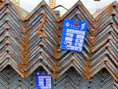 云南昆明現(xiàn)貨供應(yīng) 5#國標(biāo)鍍鋅角鋼 50*5熱鍍鋅角鋼 廠家批發(fā)價格