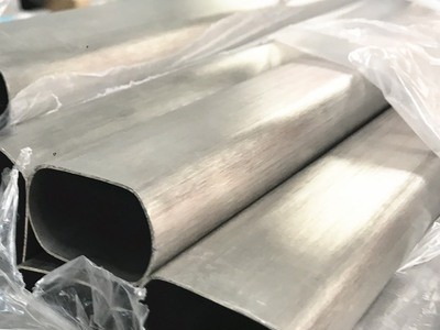 佛山不銹鋼平橢管 拉絲面不銹鋼平橢管 現(xiàn)貨304不銹鋼平橢管廠(chǎng)家