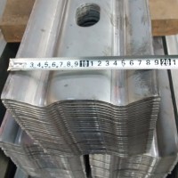 現(xiàn)貨供應(yīng)W鋼帶 出售隧道礦用支護(hù)鋼帶加工定制堅(jiān)固礦用W型鋼帶