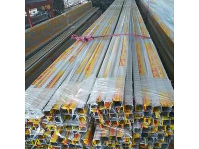 現(xiàn)貨供應(yīng)304不銹鋼方管201矩形焊接管支持加工定制各種規(guī)格非標管