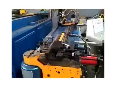 廠家專業(yè)生產(chǎn)彎管機(jī) 圓管方管折彎 全自動(dòng)彎管機(jī)